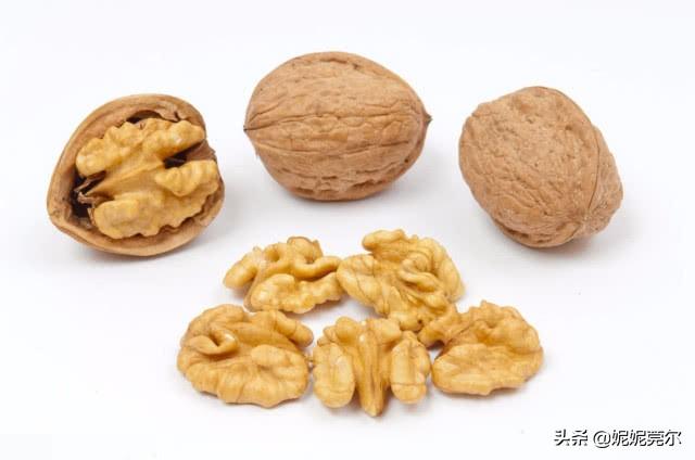 孕妇每天吃几个核桃,为什么孕妇要多吃核桃呢？