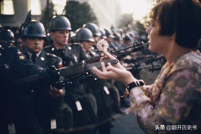 越南战争美国伤亡36万也没使用核武器，真是出于人道主义考虑吗？插图44