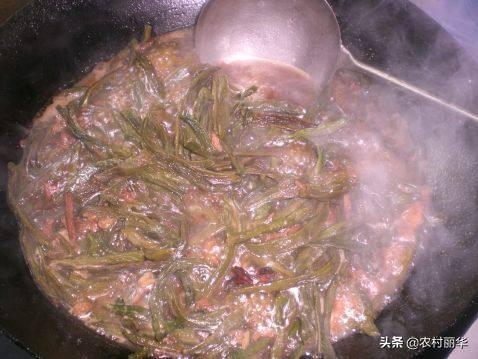 干豇豆怎么做好吃,干豆角的豆子怎么弄好吃？