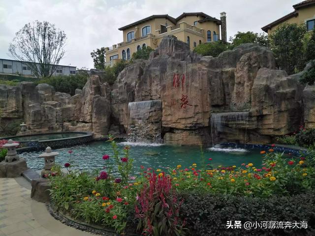 浪客秦昊:为什么回首往事，我们都会有许多感慨？