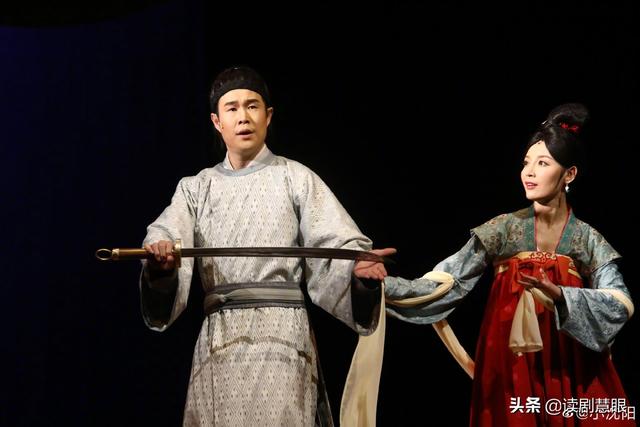 赵本山徒弟王小宝:赵本山与徒弟同台演出火爆网络，里面为啥没有小沈阳