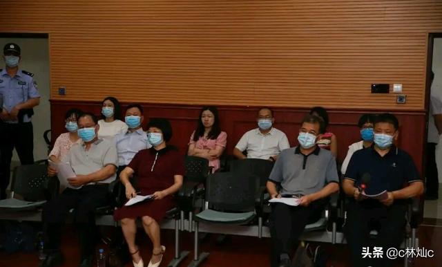 广西百香果女孩案件详情:李小文因琐事报复学校同事、师生，如何提前发现心里住着魔鬼的人