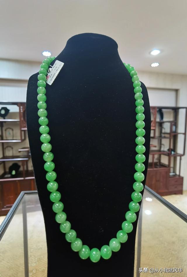 和田玉对人身体有什么好处,玉养人是指翡翠还是和田玉？