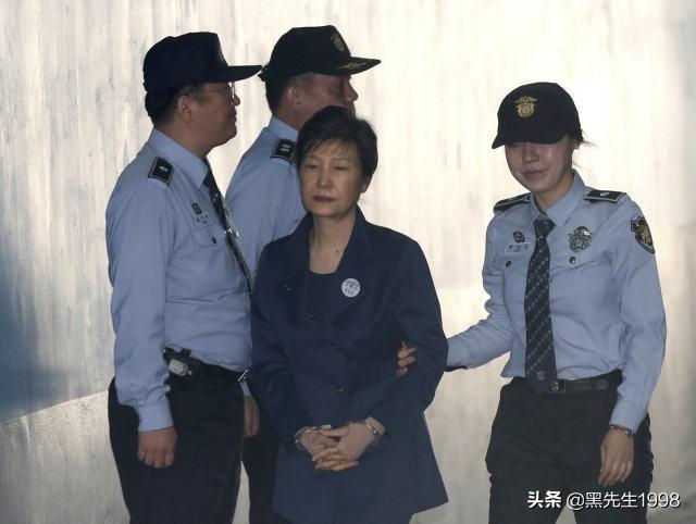 美剧绝密档案，如果朴槿惠有逃跑的机会，去国外生活，她会走吗