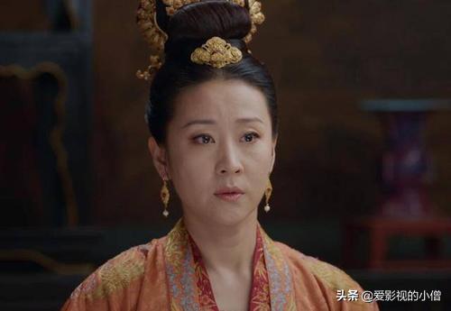 翟煦飞雷佳音结婚照:有哪些电视剧或电影中，明明是官方CP，你却感受不到丝毫CP感