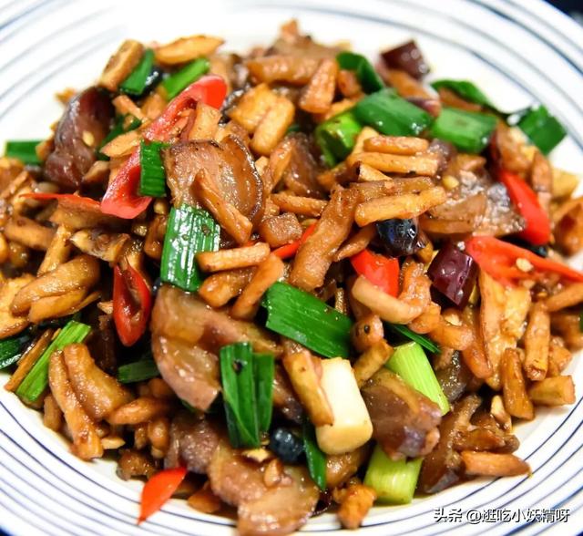 配菜,你家吃腊肉选用什么做配菜？