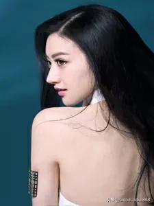 景甜干爹是谁:景甜、迪丽热巴、古力娜扎三大明艳型女星，谁更美？