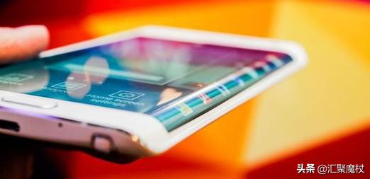 是谁开发出手机曲面屏这种“反人类设计”？你怎么看？插图12