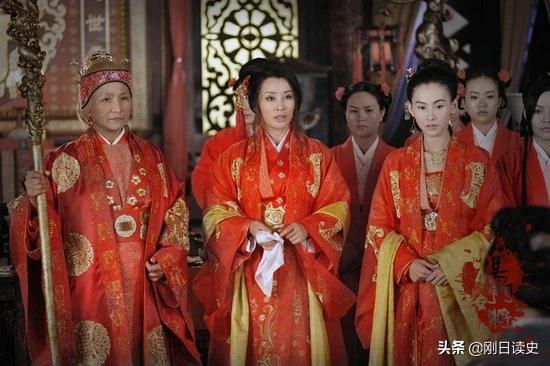 西路军女兵:历史上出了哪些有名的女将军, 比如花木兰？