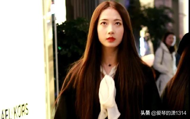 台湾艺人小甜甜:鸿星尔克为何由当初人们口中的“小甜甜”彻底变成了“牛夫人”