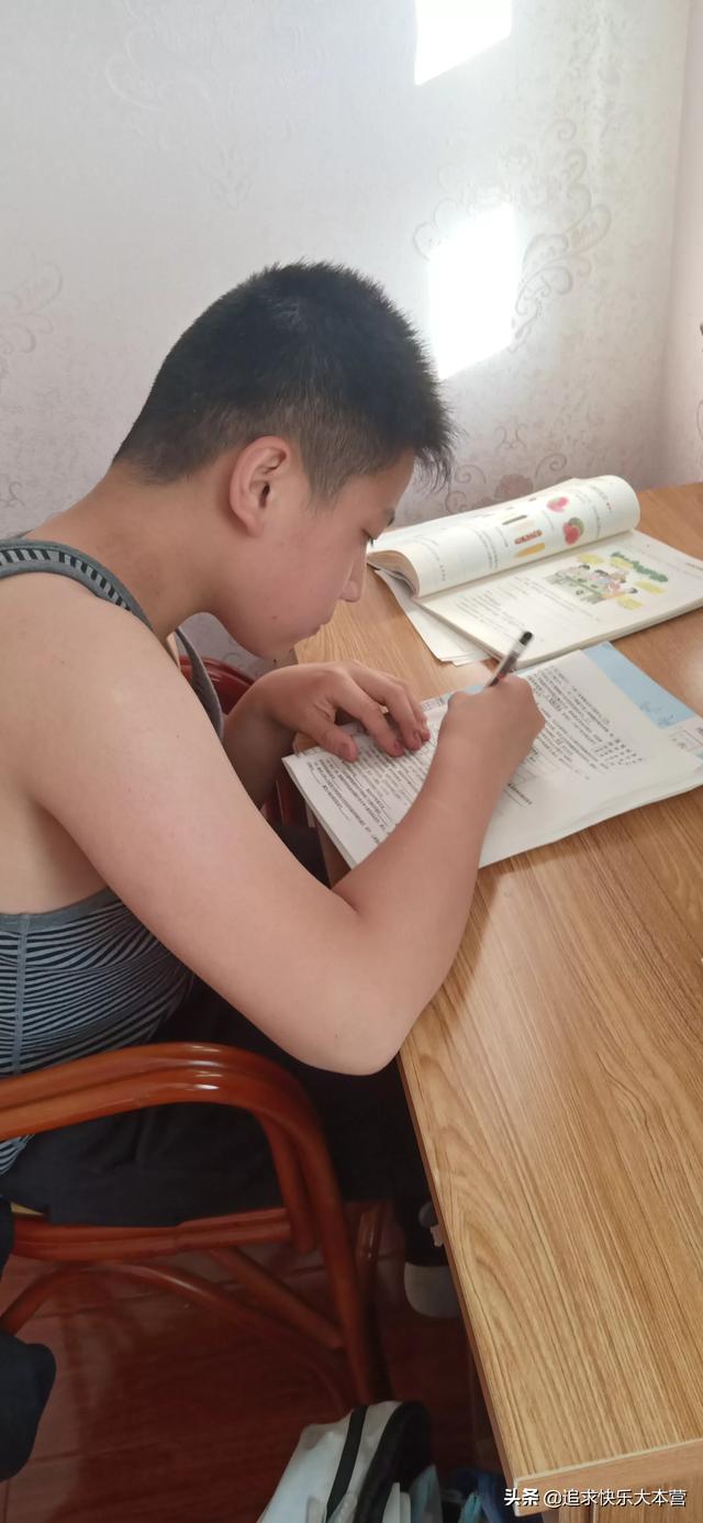 李银河的儿子:读初二的儿子回来跟我说他恋爱了，我该怎么处理