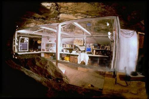 神仙已被科学家证实，为证明时间不存在，科学家让一女性在洞穴中住130天，结果怎样