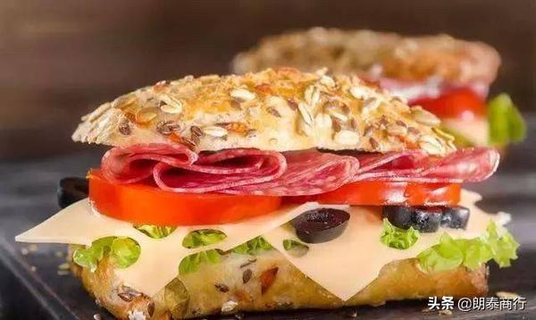 《猫和老鼠》中那种全是洞洞的奶酪叫什么名字，味道如何？插图41