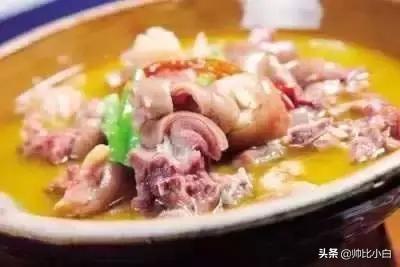 怎么熬好羊骨头汤，羊肉高汤怎么做好喝按什么比例配料比较好