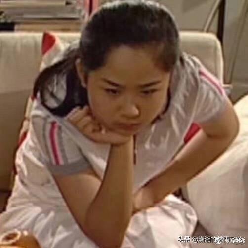 杨紫个人资料简介:杨紫的原名是杨旎奥，对此你怎么看