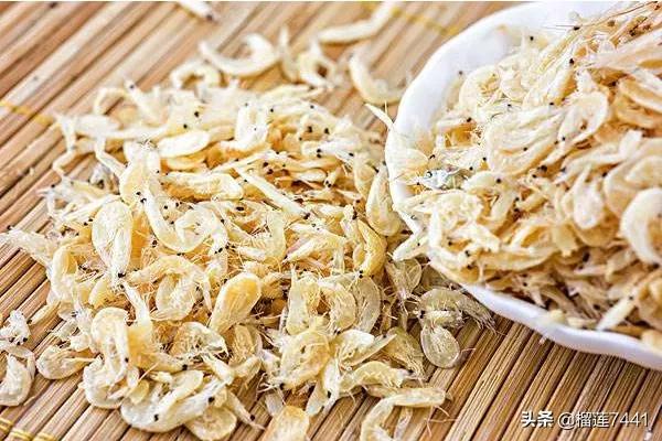 哪些食物和蔬菜含E丰富？