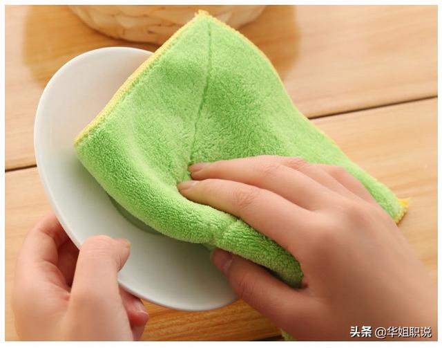 今年的形式适合在镇上创业做些小买卖吗？哪些小买卖比较合适呢？