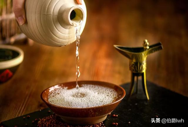 极速哈士奇谁代理:市面上10块钱一瓶的白酒都是“酒精”勾兑的吗？