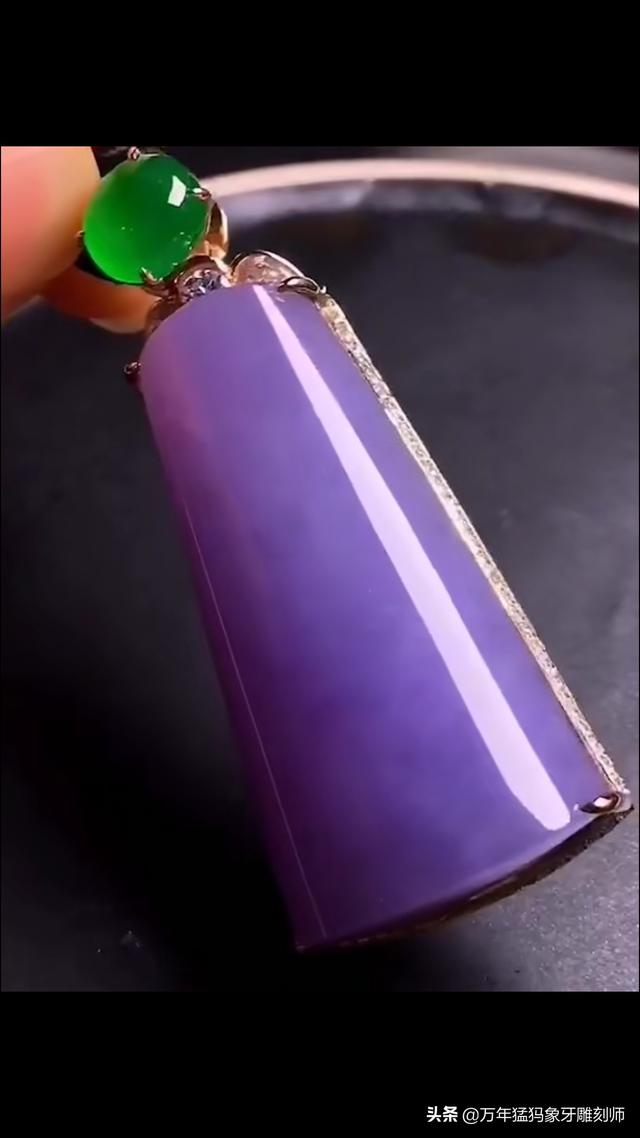 很透明的玉是真的吗,哪里有卖像玉一样透明的石头？