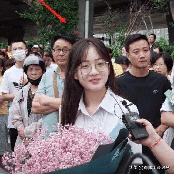 高考事件:高考答题卡被质疑掉包事件中，为什么不公开高考试卷呢