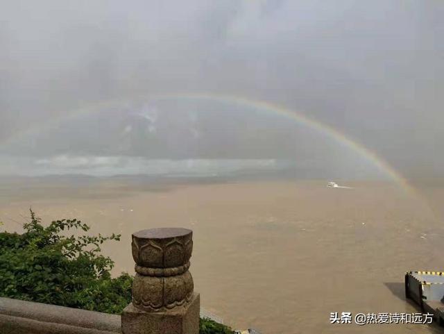 <a href=https://maguai.com/list/256-0-0.html target=_blank class=infotextkey>朋友圈</a>发图配文字app:有什么手机软件可以在图片上添加文字？
