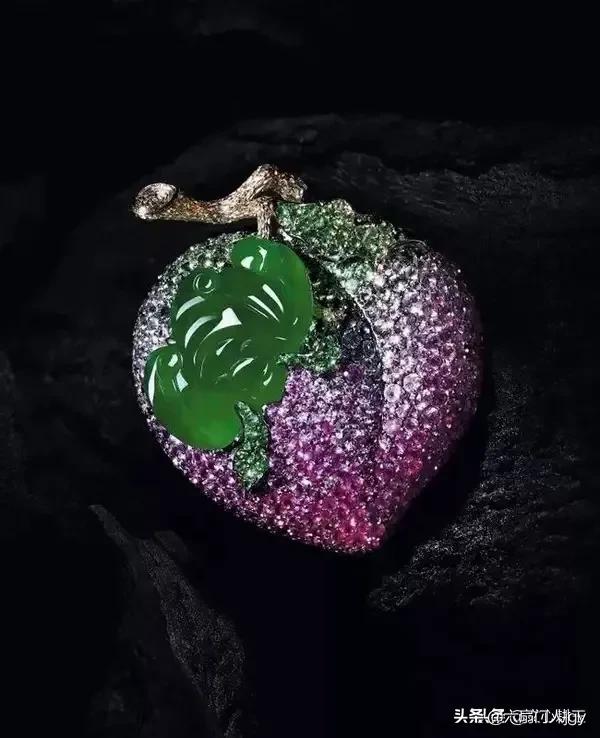 手电筒翡翠鉴别最直接方法,翡翠镯的鉴定方法，如何鉴别粘接翡翠手镯？