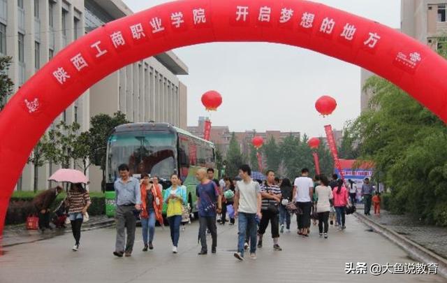 提前到却错过考试:在大学中，错过一场选修课考试是什么感觉？