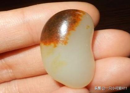 和田玉颜色排行图片,一块和田玉中有多色的吗？