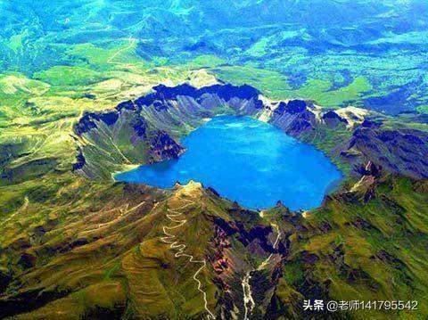 衢州乌石山:中国有哪些<a href=https://maguai.com/list/52-0-0.html target=_blank class=infotextkey>旅游</a>景点是必须去的？为什么？(云南<a href=https://maguai.com/list/52-0-0.html target=_blank class=infotextkey>旅游</a>必去的景点)