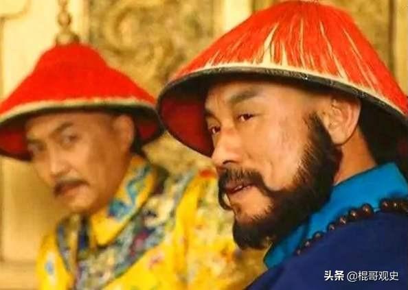 张万年:雍正为什么杀年羹尧却放过了他的哥哥年希尧，其中有什么原因？