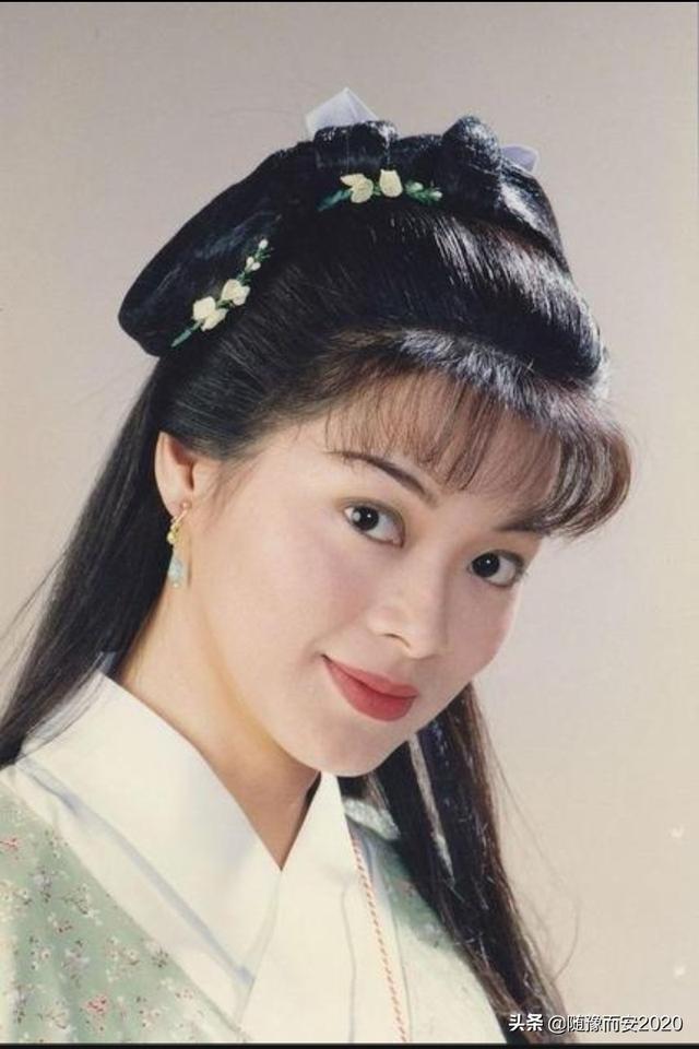 《天龙八部》中,如果阿朱不死,阿朱会把乔峰让给阿紫吗？