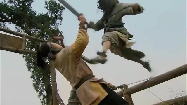 阮小二:水浒里若阮小二、小五、小七一起上，武松能扛多久？