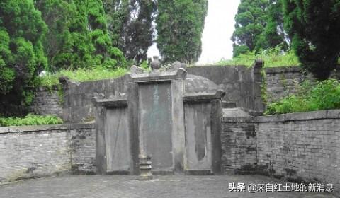 杜甫怎么死的:唐代大诗人杜甫，为何死在长沙到岳阳的一条破船上