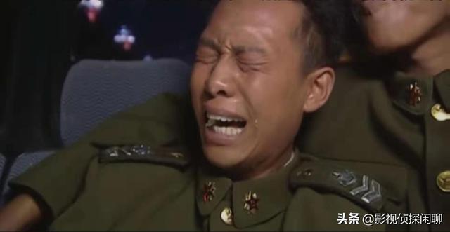 黄晓萌:大学谈恋爱算早恋吗，如果可以要找个什么样的
