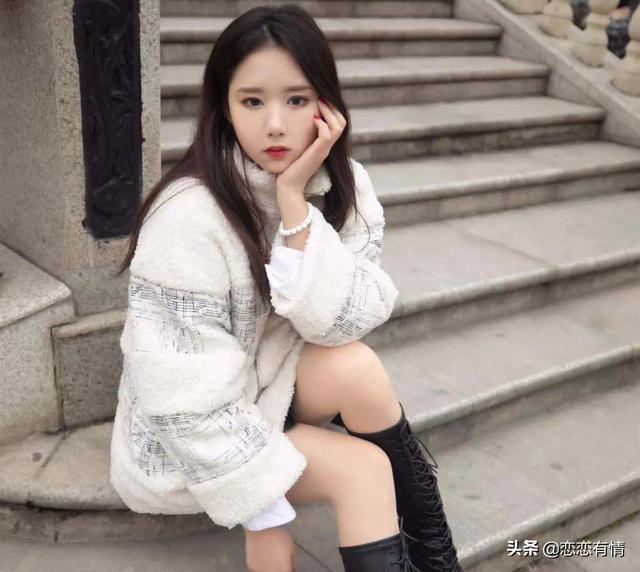 为什么那么多漂亮女孩都争先恐后，展现自己的身材，性感着装