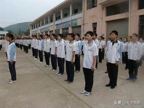 顾晴菲小时照片:你用过的质量最好的手机是什么牌子的？