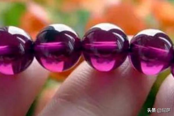 石榴石真假鉴别,怎样简单鉴别石榴石的真假和优劣？