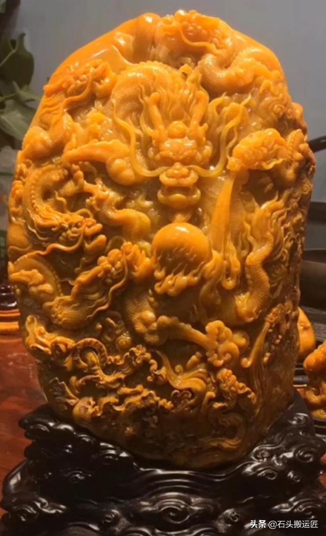 古玩市场上什么藏品最火爆？