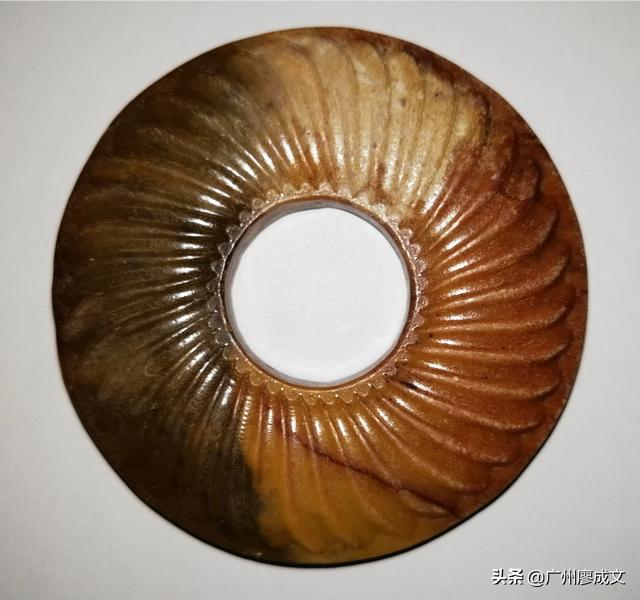 如何看一块玉值不值钱,买了一块玉，大家看看是什么料值多少钱？