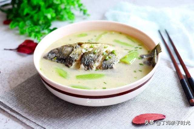 通草鲫鱼汤可以经常喝吗:通草鲫鱼汤可以连续喝几天 通草鲫鱼汤的做法是什么？