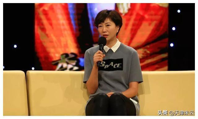 天津排管中心主任李姗，堪称郎平之后中国排坛第二女强人吗？