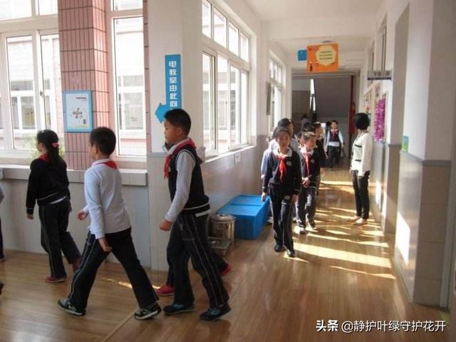 小学生恋爱:大家对现在一些小学生就开始谈恋爱有什么看法？
