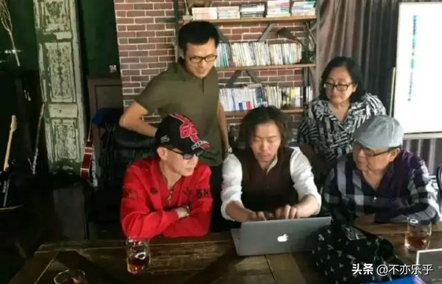 真假美猴王简介:六小龄童的西游记电影为什么没有消息了，从15年开始到现在？