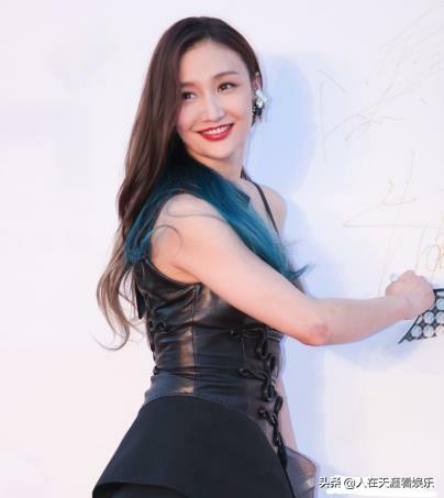 牛萌萌简介:演员牛萌萌吸毒后为什么要直播装无辜？