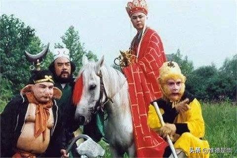 功夫猴子:为什么唐僧收孙悟空为徒，不教他功夫？