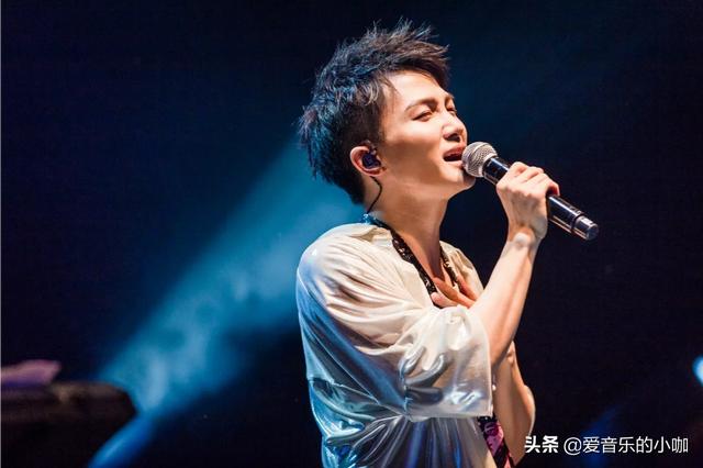 周深为什么是女声:究竟什么才是被抵制的“娘炮”审美周深为什么不算