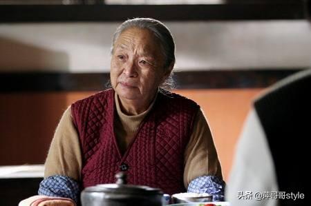 严敏求:哪个版本《倚天屠龙记》的灭绝师太最狠最绝？
