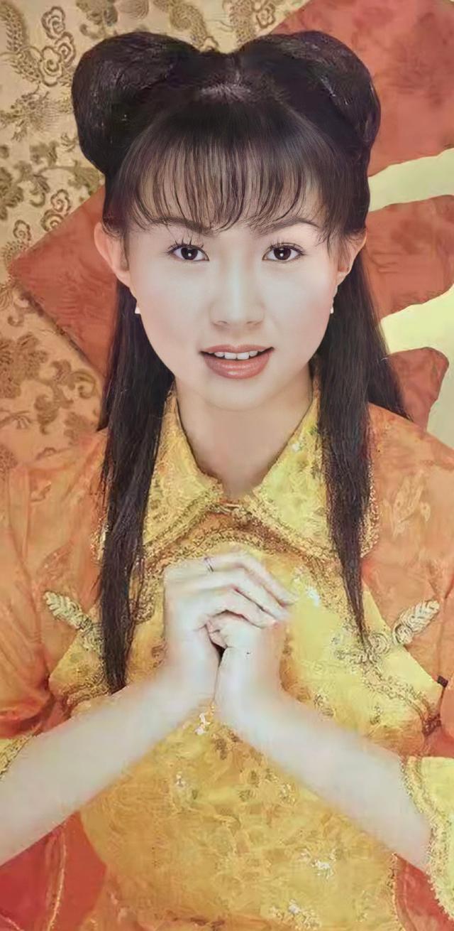 卓依婷结婚照图片