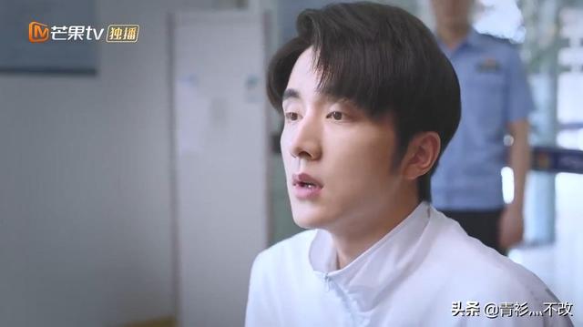以家人之名谁和谁是一对:在《以家人之名》里，李尖尖的理想型是凌霄还是贺子秋