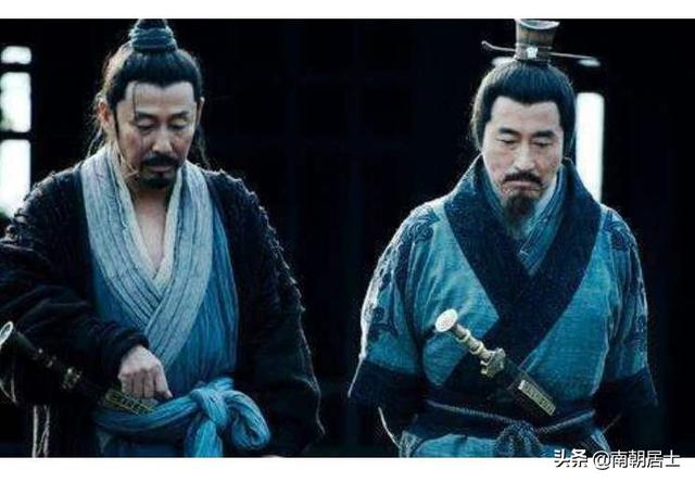 刘备投奔别人为什么很多人称呼他玄德公待以客礼？